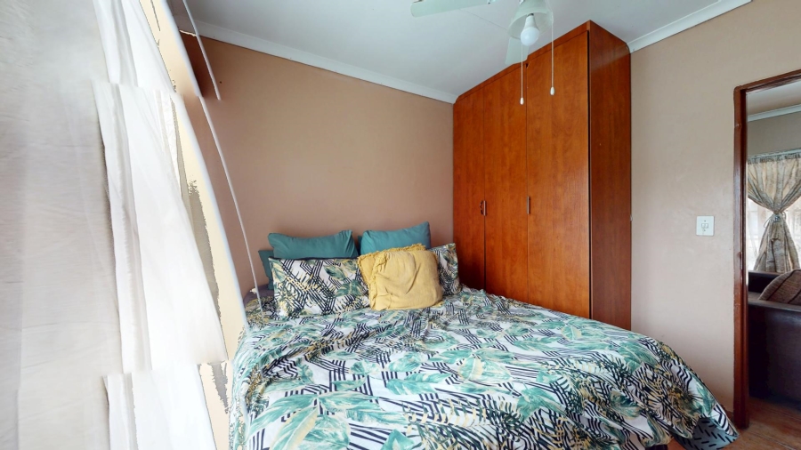 1 Bedroom Property for Sale in Bult West North West